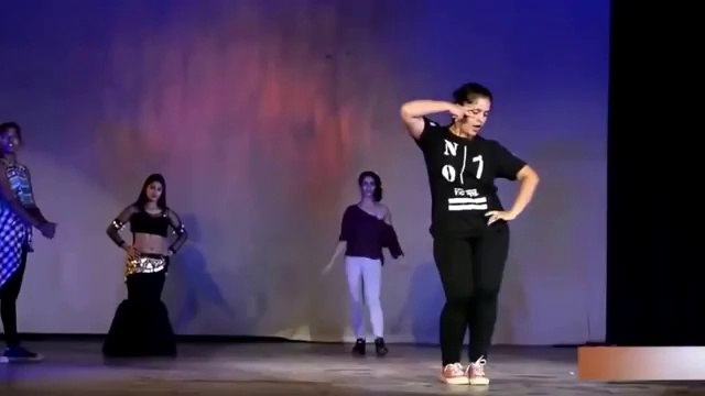 Hot Indian college girls dancing video new 2016 - Wonderful Dance Performance