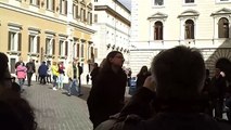 Paolini disturbatore in piazza montecitorio 19/03/2013