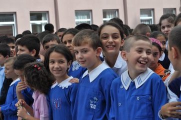 İlkokulda Yabancı Dil ve Din Öğretmeni Ders Verecek