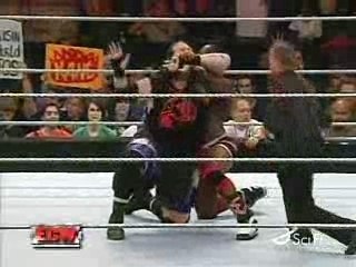 Elijah burke Vs Balls Mahoney