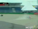 Crash moto sur circuit