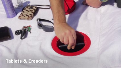 Protégez votre téléphone à la plage... Dans un trou ! - Beach Vault