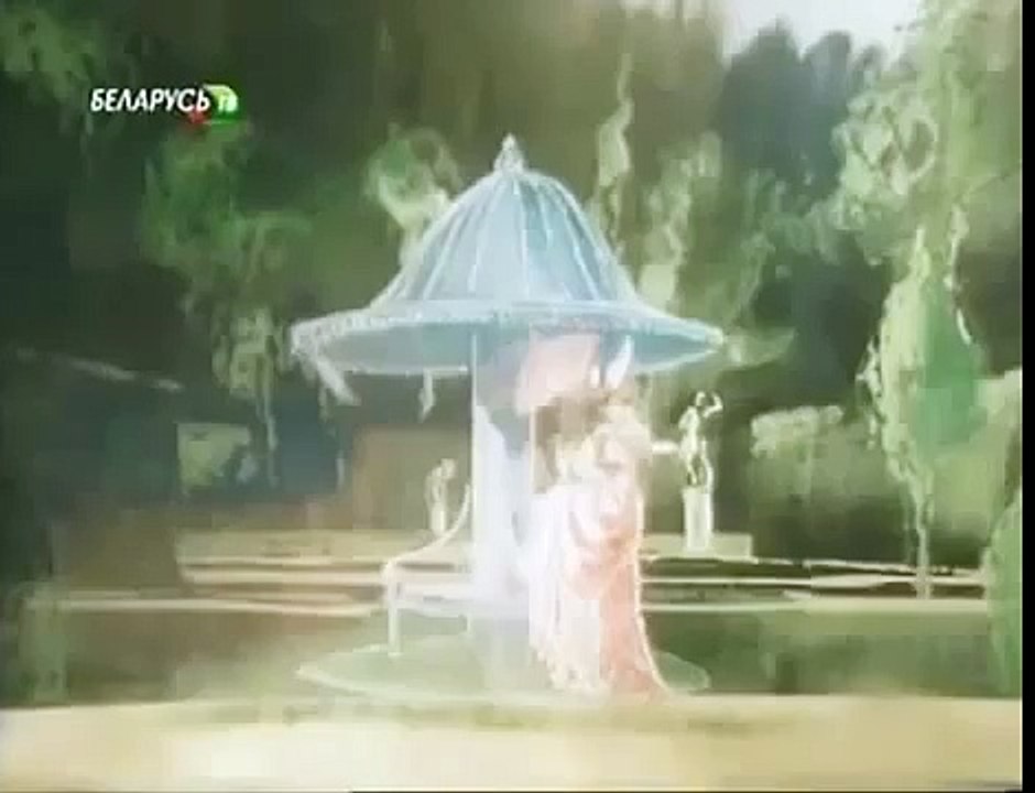 Сквозь серый камень
