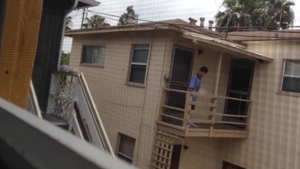 Plus d'escalier pour descendre de chez lui