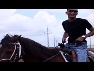 El Mayor Clasico - Manga Su Ferrari Ultimo Modelo [Behind the Scenes]