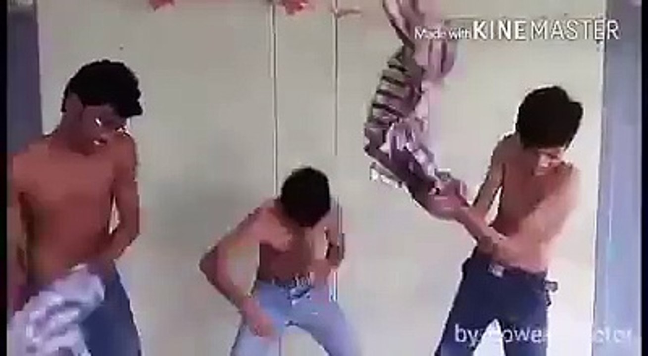 Funny Video :) Don't Forget to share..........