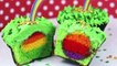 Découvrez comment réaliser un parfait rainbow cake !