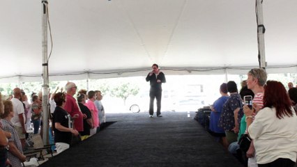 Peter Alden sings 'An American Trilogy' Elvis week 2014