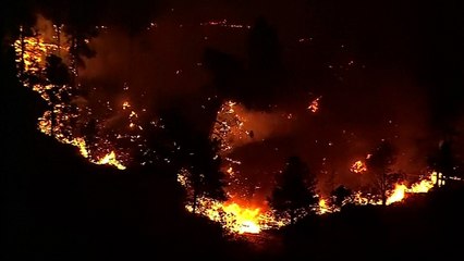 Wildfire rips through New Mexico forcing people to evacuate