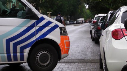 Attentat de Maelbeek: reconstitution du départ des terroristes de leur planque (2)
