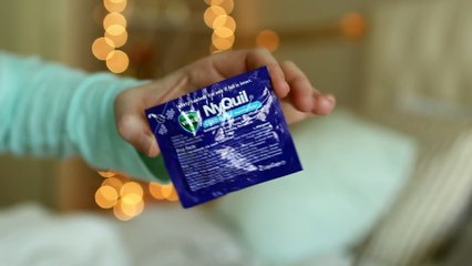 Airplane Travel Tips + Easy Makeup & Outfit!   Meredith Foster