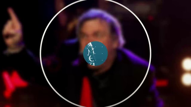 Meat Loaf collapses on stage in Canada