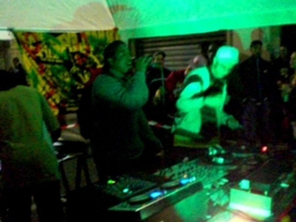 SOUND SYSTEM FETE DE LA MUSIQUE 2007.FAYA!