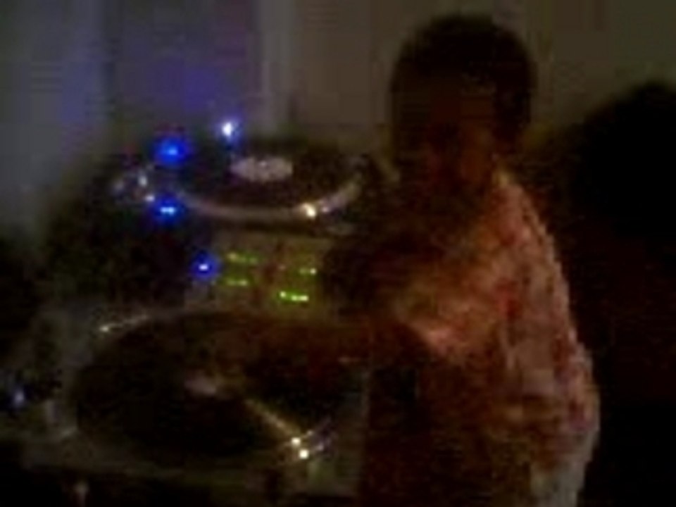 CUT KILLER JUNIOR