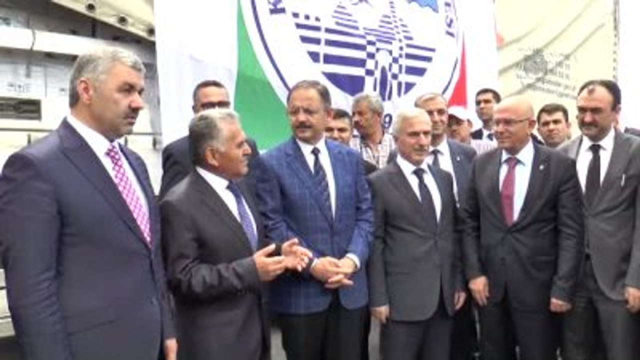 Özhaseki: "Devlete Hainlik Edenlerin Çoğuna Bakın Üniversite Mezunu"