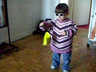 Julie joue a la starlette