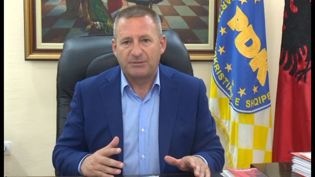 TE “VEGJLIT” DUAN KONSENSUS PER DREJTESINE MEDIU E NDOKA “REFORMA E NJEANSHME,E DEMSHME” LAJM