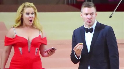 Amy Schumer revela que ella no perdió su virginidad hasta los 17 años