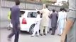 Peshawar cantt - Galat over take karne per car sawaron main bethay chote bacho ki automatic rifle se firing ---EXCLUSIVE