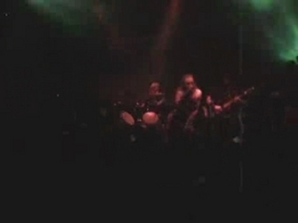 Equilibrium_Met_live_(high)