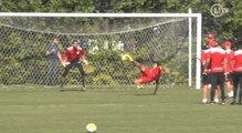 Ganso faz gol de voleio e mostra muita animação em treino do São Paulo