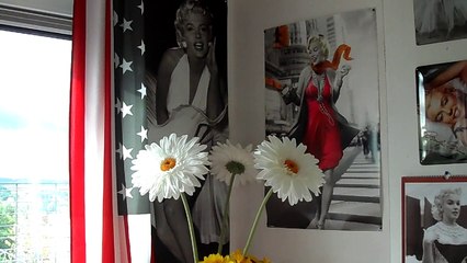 dalida il venait d ' avoir 18 ans !!..