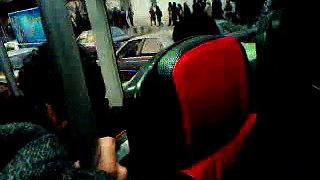 حضور مردم در پیاده رو ها در 25 بهمن حوالی میدان انقلاب
