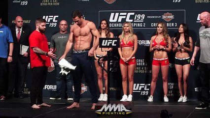 UFC 199 Weigh-Ins: Luke Rockhold vs. Michael Bisping 2