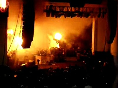 Projekt Revolution MCR Entrance: Holmdel, NJ 8/29/07