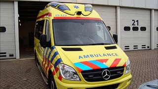 12/01/13 Spoedrit Otaris Ambulance 15-103 Gerard Doustraat Den Haag