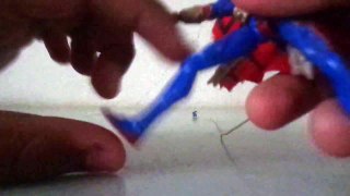 review do boneco homem aranha armadura aerea