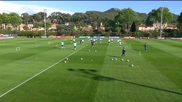 A Milli Futbol Takımı'nda Çek Cumhuriyeti Maçı Hazırlıkları (1)