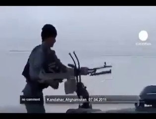 Afghani fouji Pakistani fouji per firing krney he lga tha keh dekhiye kya hua