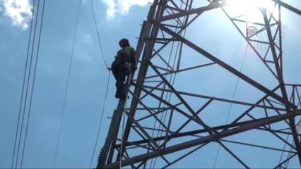 Yüksek Gerilim Hatlarının "Cambaz"Ları