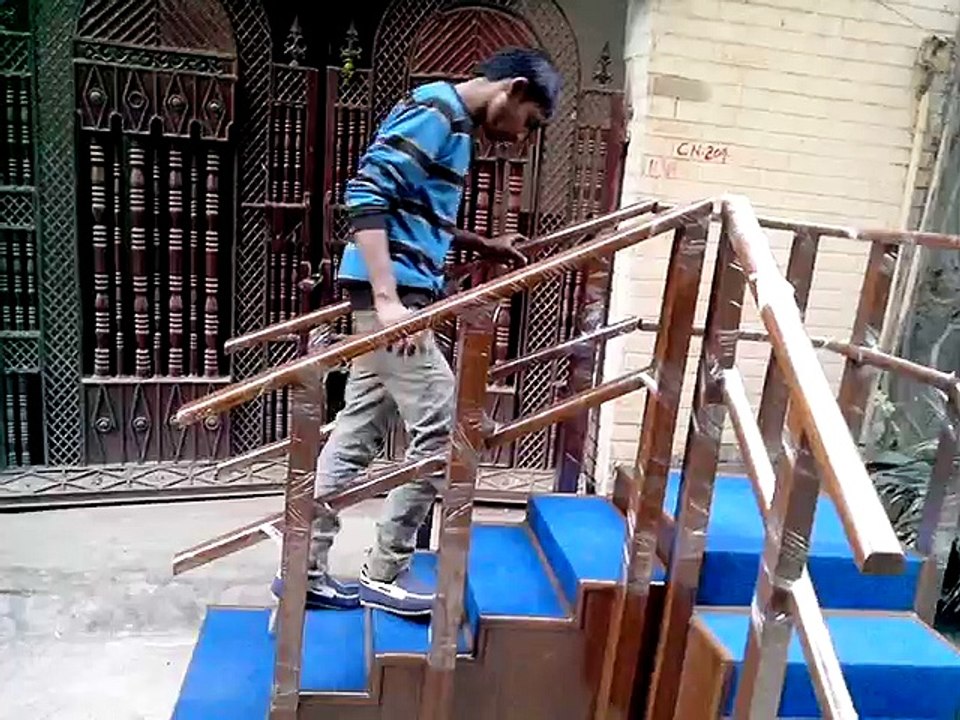 Exercise staircase corner type  deluxe Video By Solution Forever
