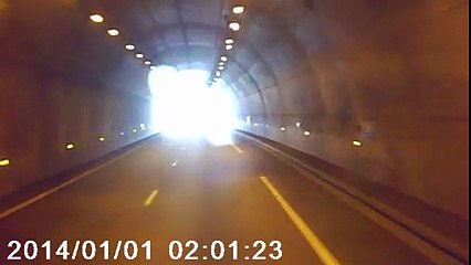 Un camion se renverse sur l'A20