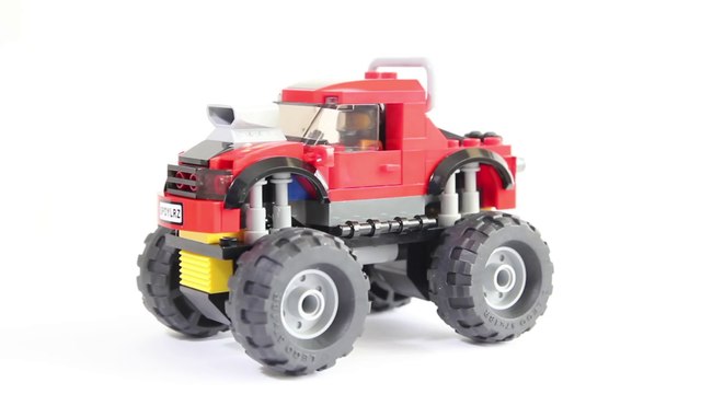 Lego City 60027 Monster Truck Transporter - Lego Speed Build