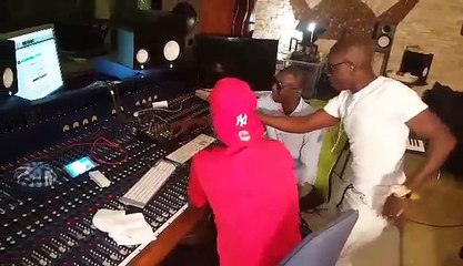 Badaa Dout pour le combat gris modou lo