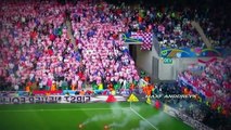 Flare Explodes in face of steward during Croatia vs Czech Republic 2-2 Croatian fans throw 17-6-2016