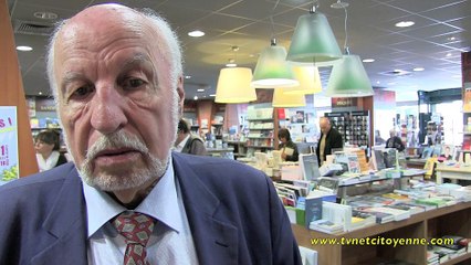 Louis Besson signe son livre pro domo pour le Lyon Turin