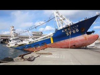 crazy-boat-crashes-caught-on-camera-hd