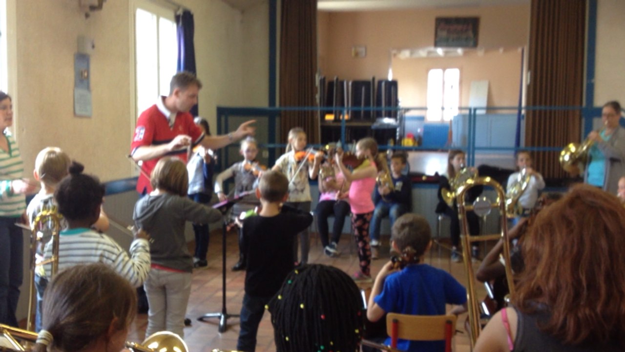 Les écoliers Sarthois vont jouer dans les jardins du Sénat