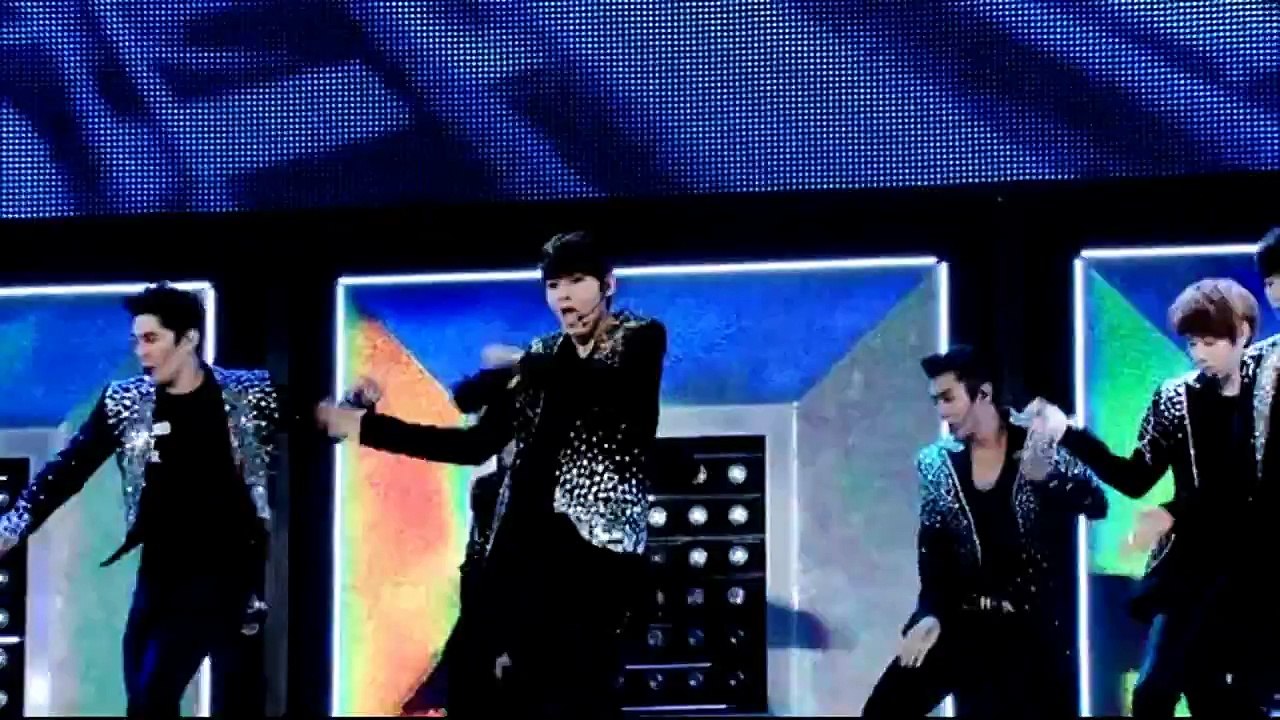 Super Junior - Blue World Japan ss5