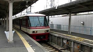 2010/3/27　特急列車(8000形)発車@大牟田駅