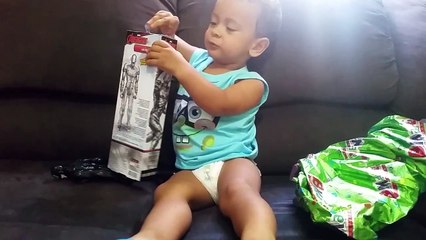 Papai Rg olha minha alegria quando ganhei meu Ultron.