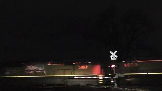 11/25/2015 UP 4680 Leads The GSSFPG Southbound On 1