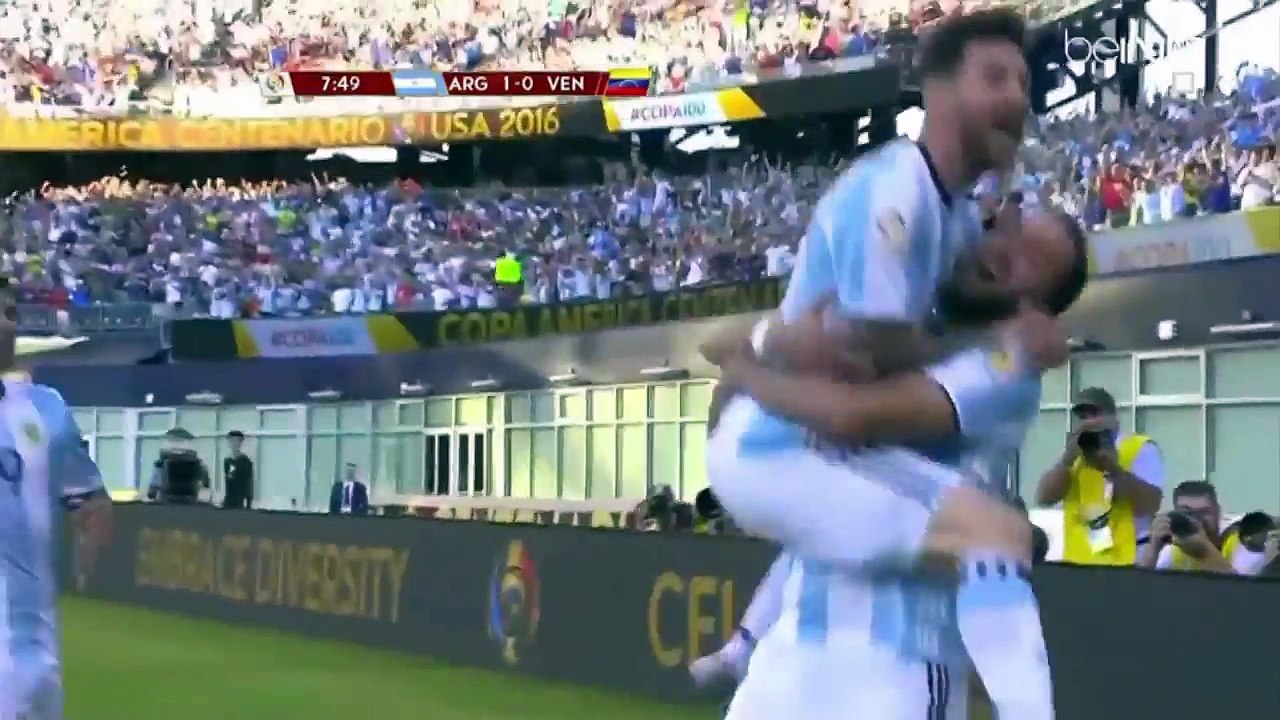 اهداف مباراة الارجنتين وفنزويلا 2-0