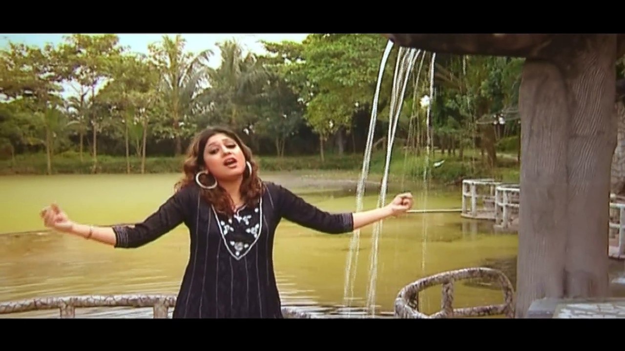 Aaire Aai Brishti - Moon - Full Music Video