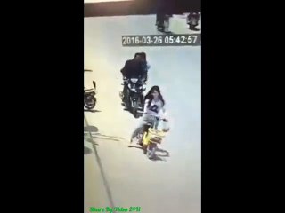 Cướp bây giờ tinh vi quá! Sơ hở cái là trơ trọi thân xác liền!
