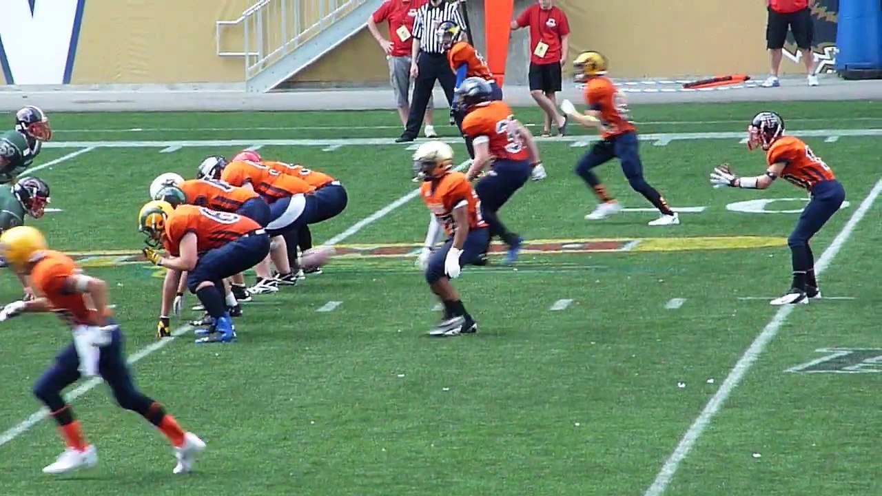 Ghazizadeh 24 yard reception